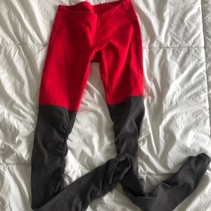 Alo flamingo / grey yoga pants Size S